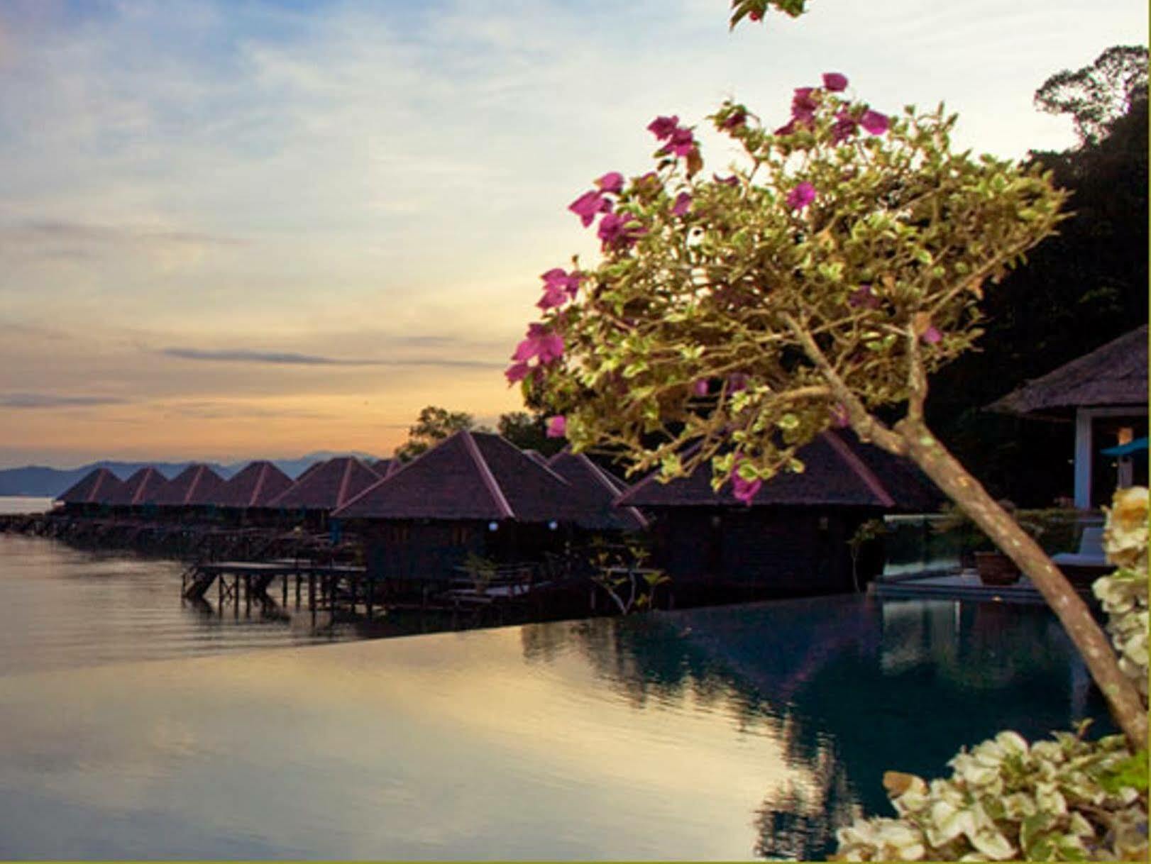 Gayana Marine Resort Kota Kinabalu Exterior photo